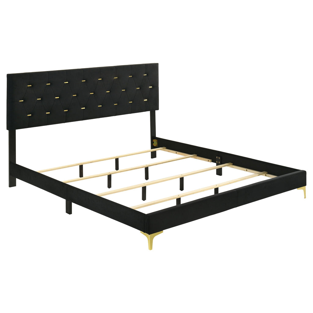 Kendall 5-piece Eastern King Bedroom Set Black