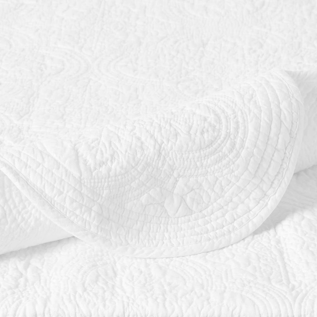 Serenity White Victorian Scalloped Medallion Floral Pure Solid Cotton Reversible Quilt Bedding Set