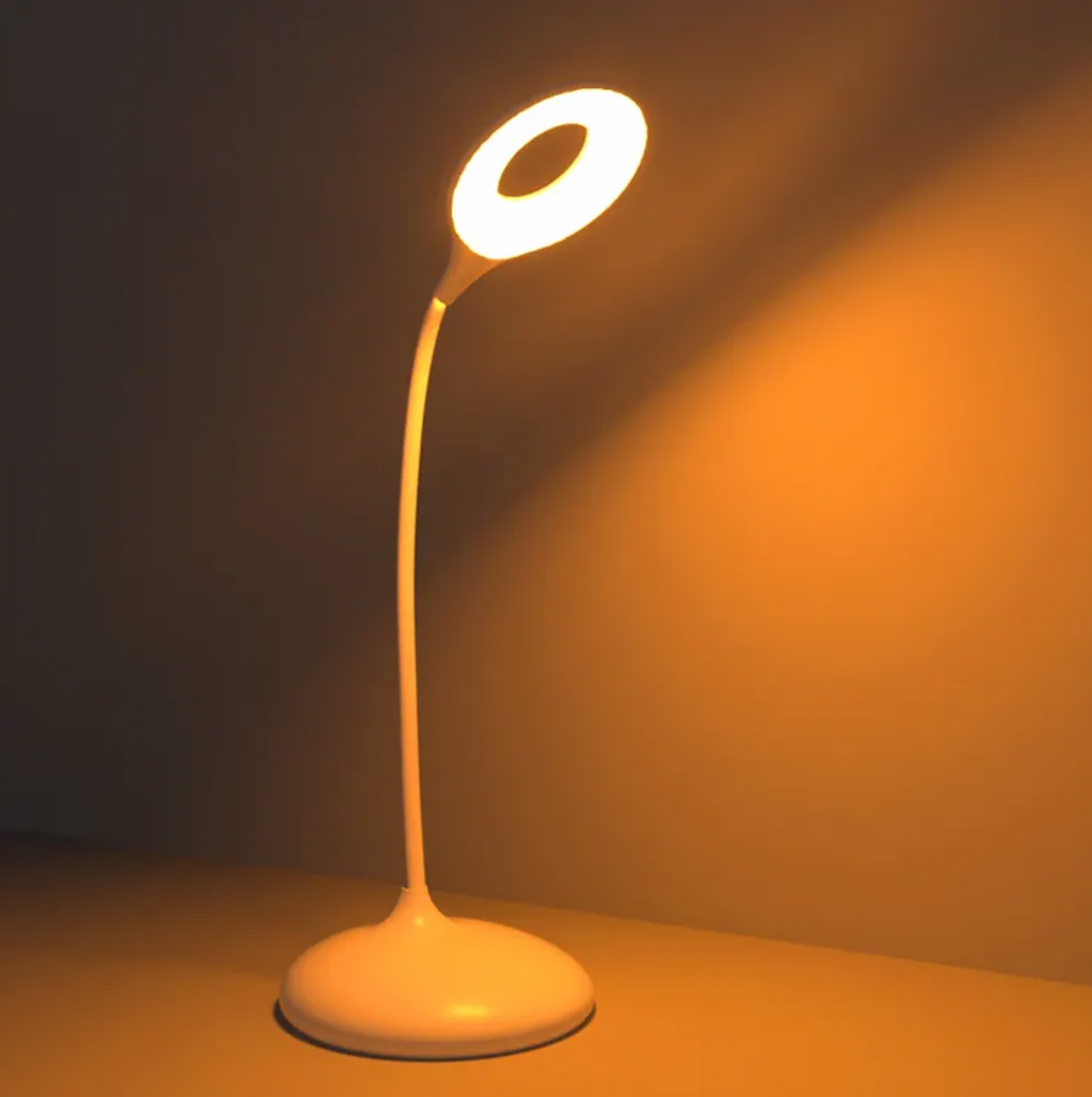 MoonNest | Circadian-Friendly Portable Table Lamp